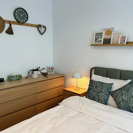 The Cozy Flat - Modern, New, 2 Rooms Apartments, Parking-2